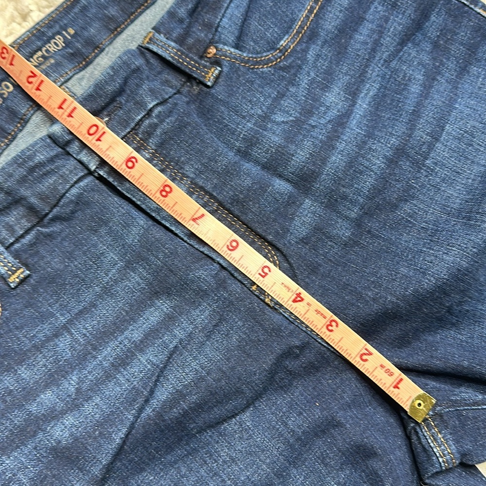 The So Lifting Crop by Chicos Dark Wash Denim Capri Jeans Fitted Casual GG14 - Picture 6 of 9
